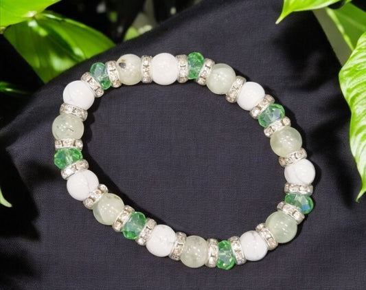 Natural prehnite and howlite, handmade beaded bracelet